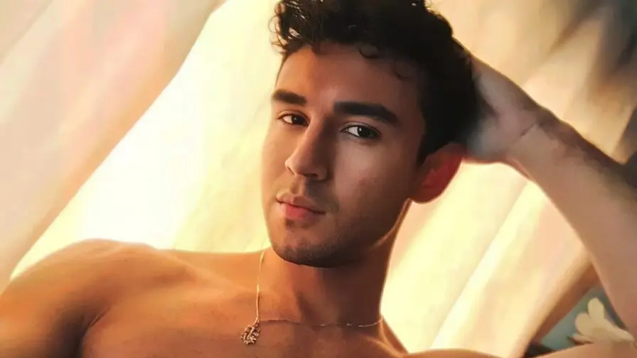 Start Anal Finger AxeelMartins