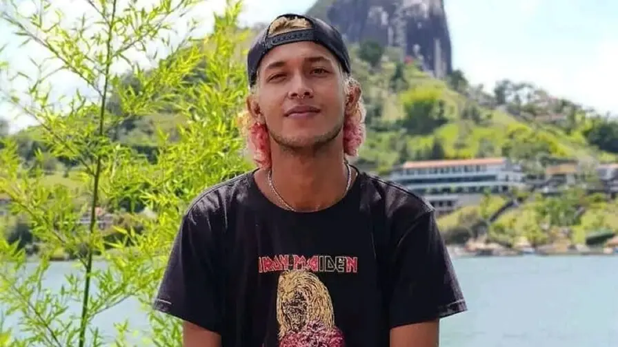 Start Anal Finger DylanWalrker