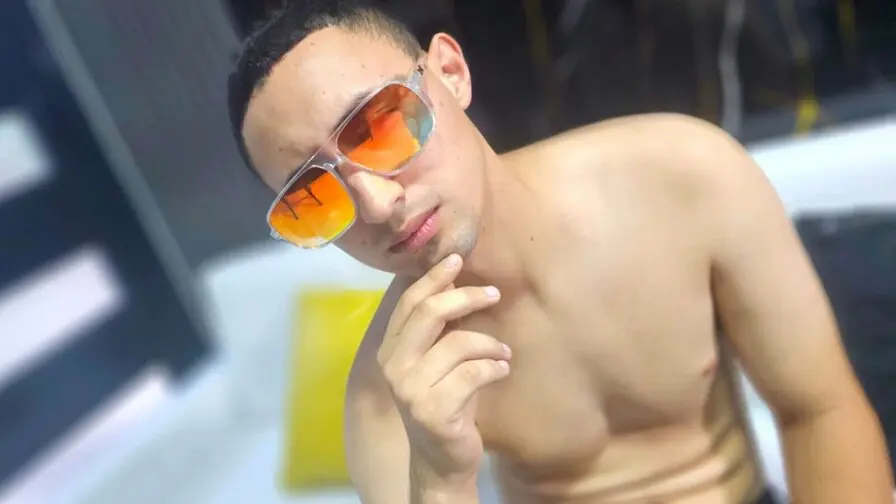 Start Anal Finger JulianMiranda