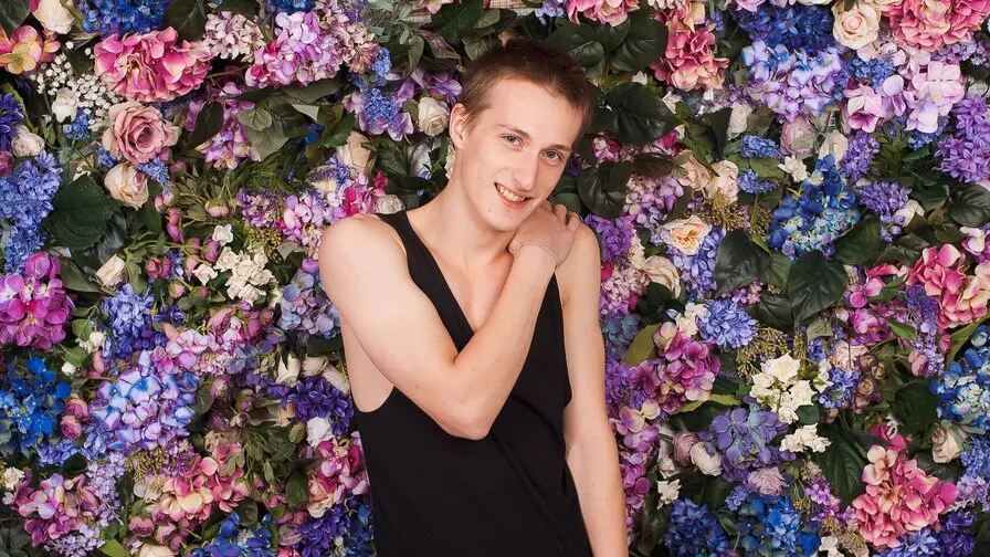 Start Anal Finger ReadyToPlayWithU