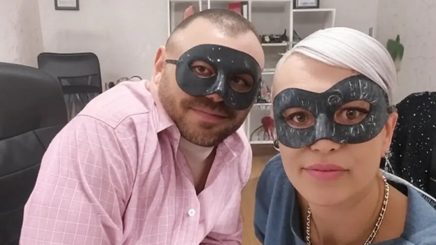 Start Anal Finger JessicaandRon