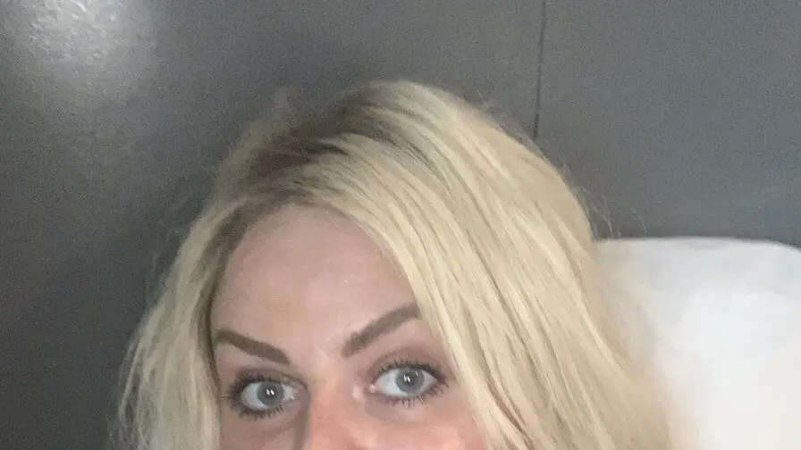 Start Anal Finger RebeccaBone