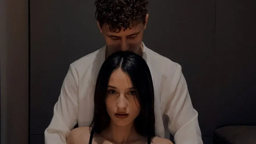 Start Anal Finger SophieAndTyler