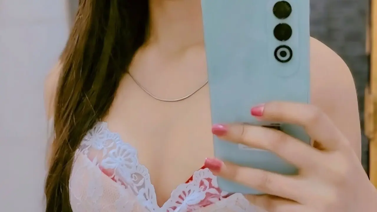 Start Anal Finger AmairaSingh