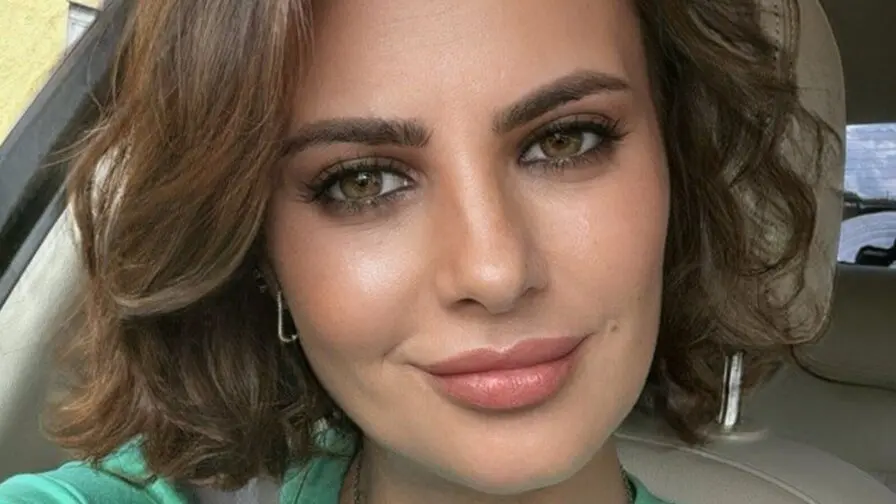 Start Anal Finger AnishaBee