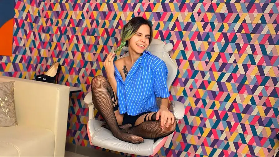 Start Anal Finger LiraBelle